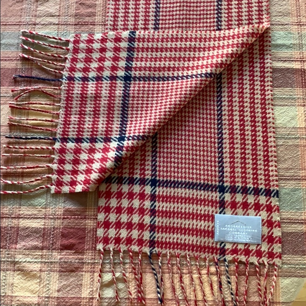 Scarf - Picture 3 of 3